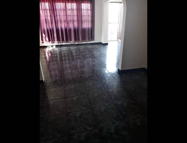 4 BEDROOM HOUSE FOR SALE IN BOMBAY HEIGHTS